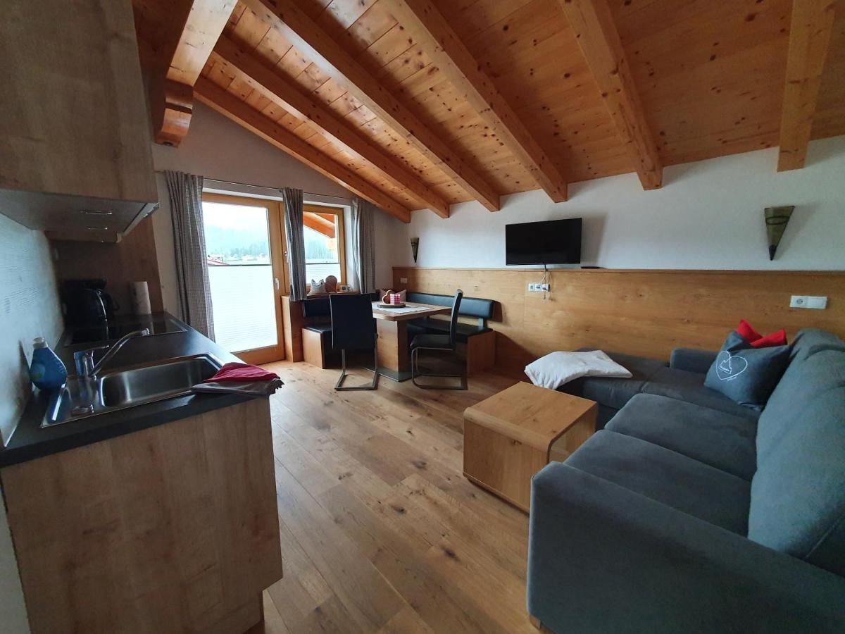 Dorfjuwel Alpbachtal Apartamento Reith im Alpbachtal Quarto foto